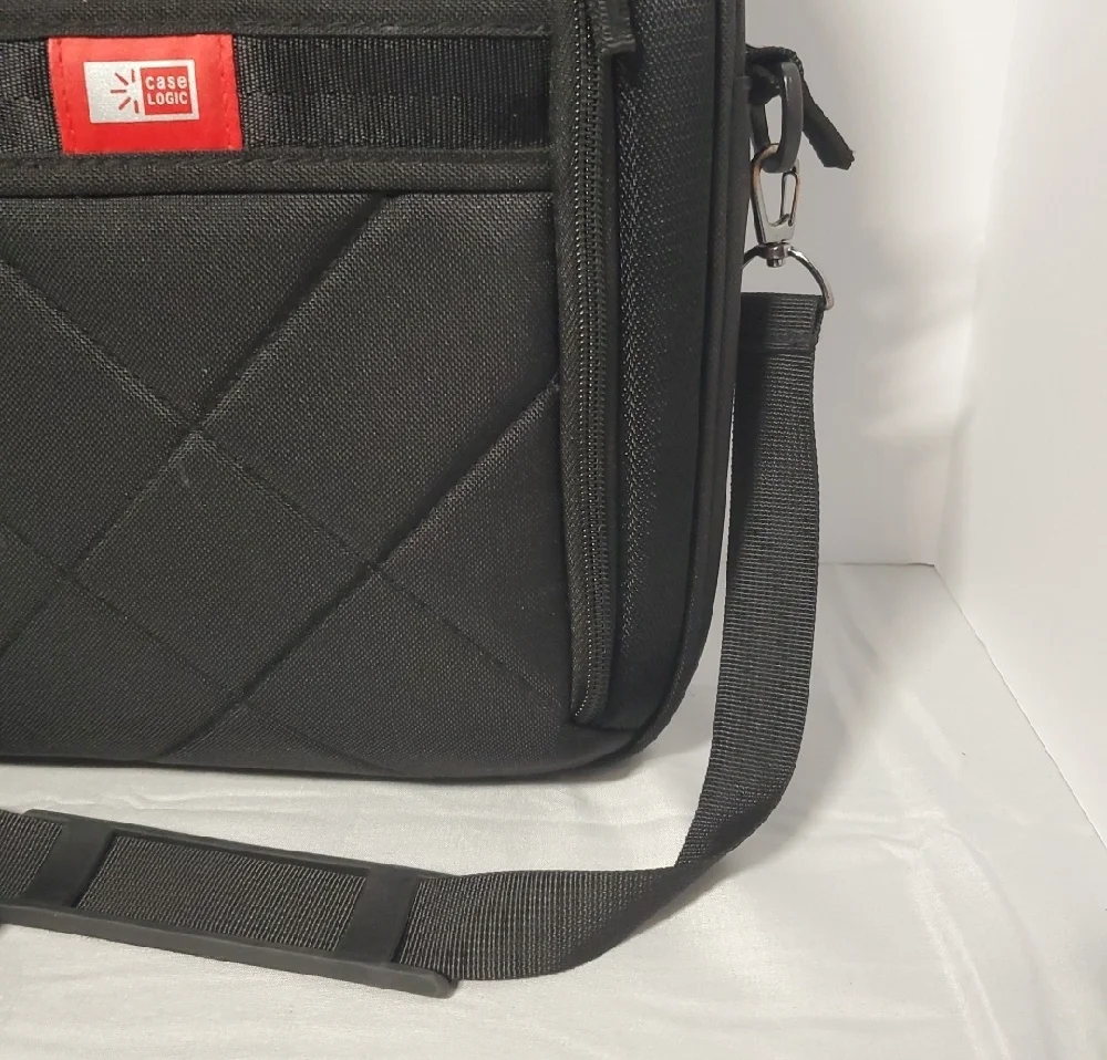 Men's Black Laptop Messenger Bag - CASE LOGIC Brand - Picture 2 of 8
